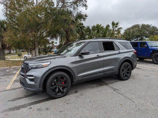 2023 Ford Explorer ST