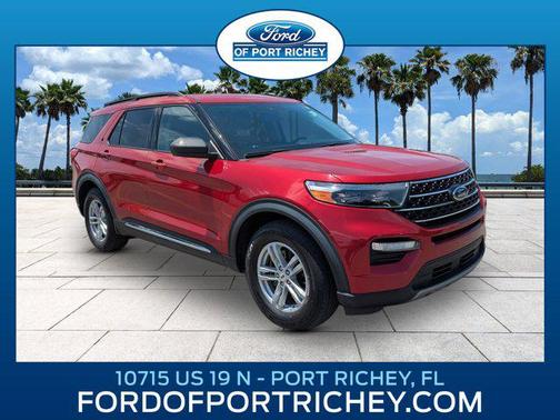 Rapid Red Metallic Tinted Clearcoat 2021 Ford Explorer XLT