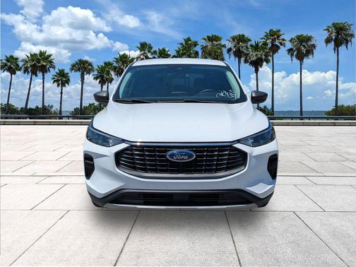 Oxford White 2024 Ford Escape Active