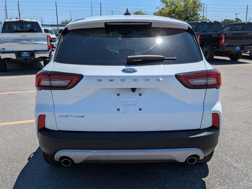 Oxford White 2024 Ford Escape Active