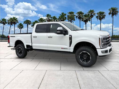 2026 Ford F-350 Platinum
