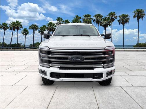 2026 Ford F-350 Platinum