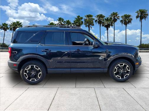 Alto Blue Metallic Tinted Clearcoat 2023 Ford Bronco Sport Outer Banks