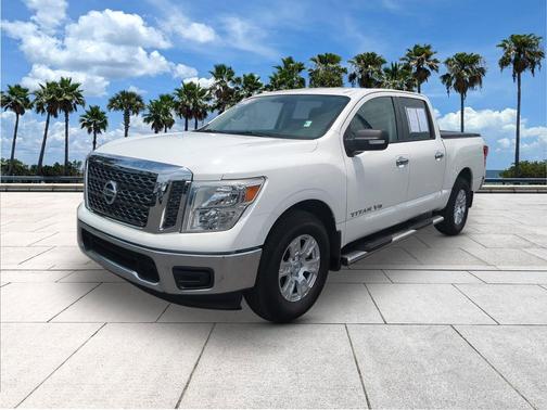 Glacier White 2018 Nissan Titan SV