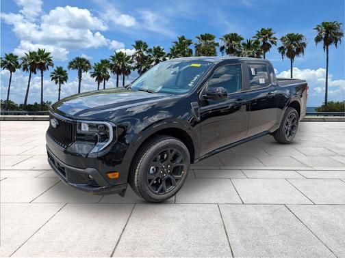 Shadow Black 2026 Ford Maverick Lobo Standard