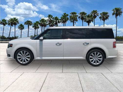 White Platinum Metallic Tri-Coat 2014 Ford Flex Limited w/EcoBoost