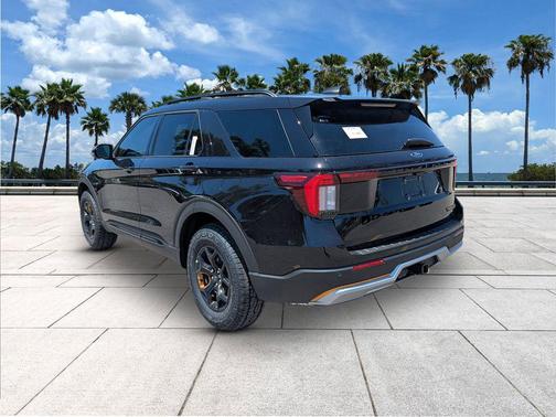 Agate Black Metallic 2026 Ford Explorer Tremor