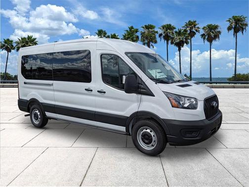 2025 Ford Transit-350 XL