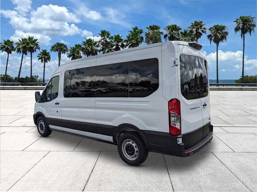 2025 Ford Transit-350 XL