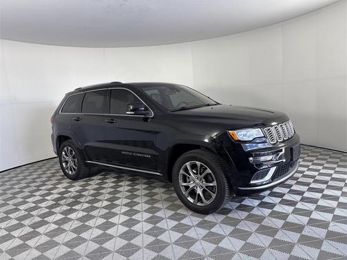 2020 Jeep Grand Cherokee Summit