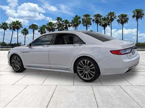 2017 Lincoln Continental Reserve