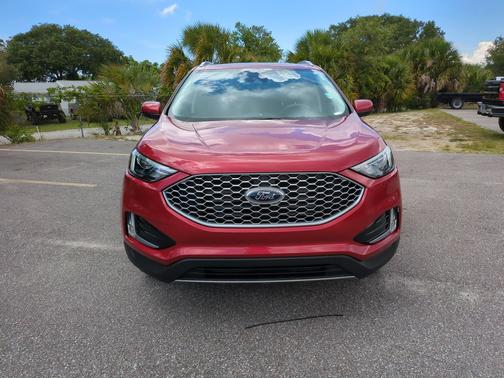 Rapid Red Metallic Tinted Clearcoat 2024 Ford Edge SEL