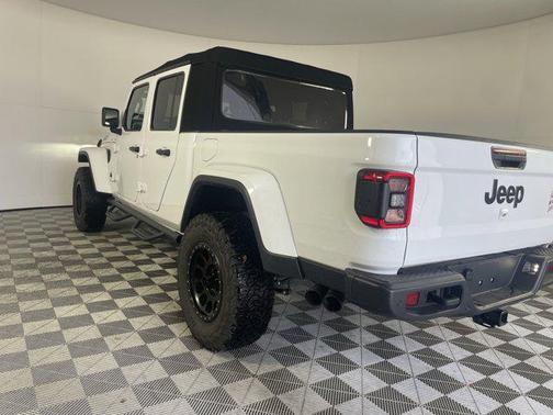 2024 Jeep Gladiator Willys