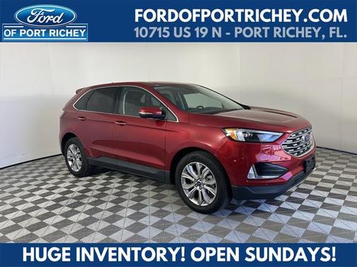 2022 Ford Edge Titanium