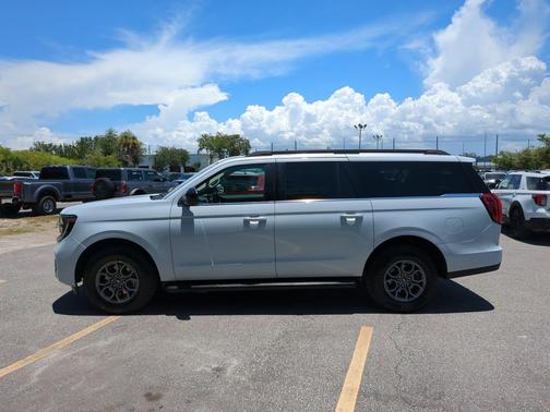 Silver Metallic 2025 Ford Expedition Max Active 4x2