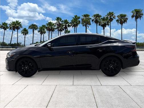 2022 Nissan Maxima SR Xtronic CVT