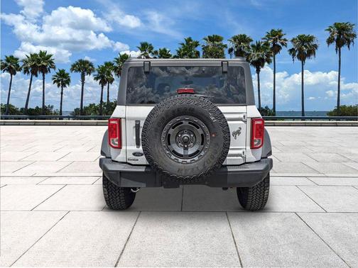 Oxford White 2025 Ford Bronco Big Bend