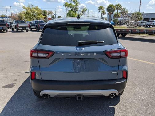 2025 Ford Escape PHEV SE