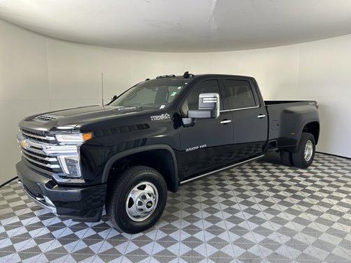 2022 Chevrolet Silverado 3500 High Country