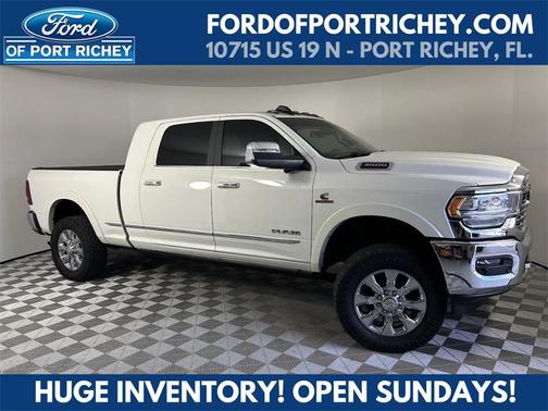 2022 RAM 3500 Limited Mega Cab 4x4 6'4' Box