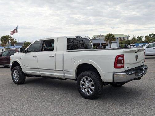 2022 RAM 3500 Limited Mega Cab 4x4 6'4' Box