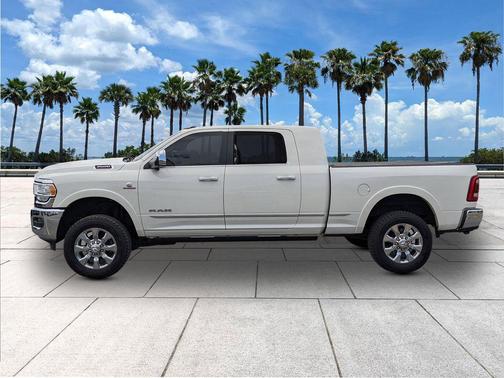 2022 RAM 3500 Limited Mega Cab 4x4 6'4' Box
