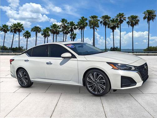2023 Nissan Altima 2.5 SL