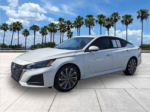 2023 Nissan Altima 2.5 SL