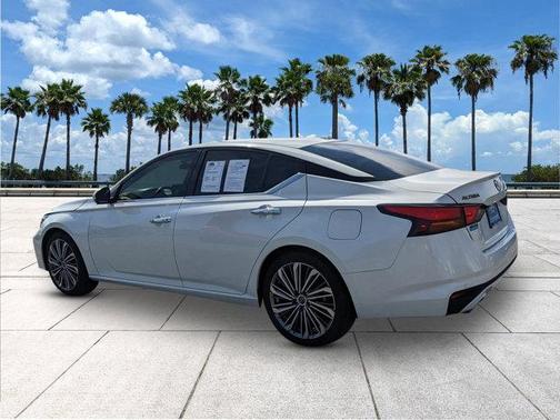 2023 Nissan Altima 2.5 SL