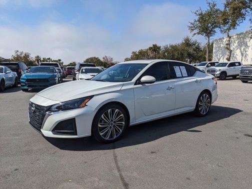 2023 Nissan Altima 2.5 SL