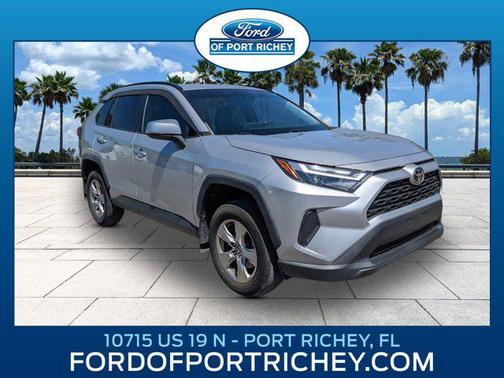 Silver Sky Metallic 2022 Toyota RAV4 XLE