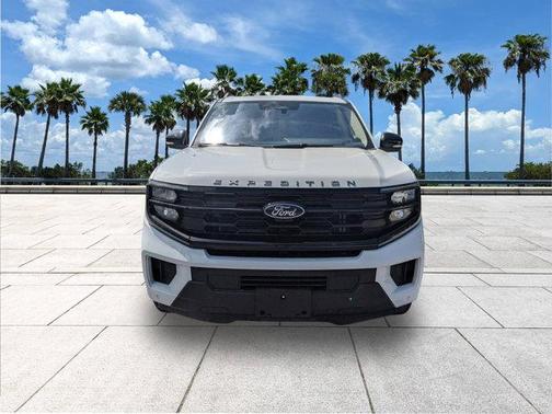 2025 Ford Expedition Max Active 4x2