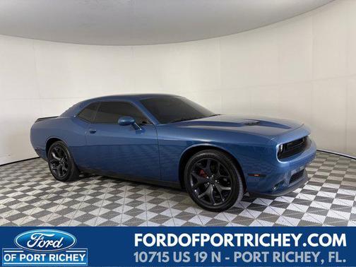 2020 Dodge Challenger SXT