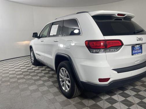2021 Jeep Grand Cherokee Laredo