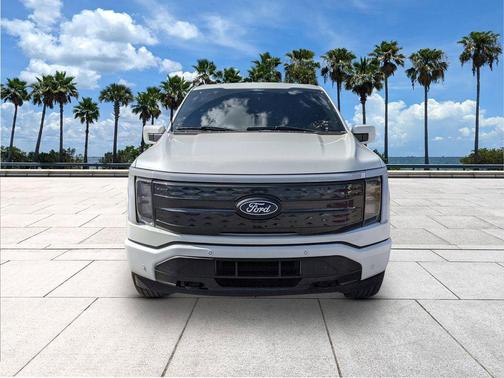 2024 Ford F-150 Lightning Platinum