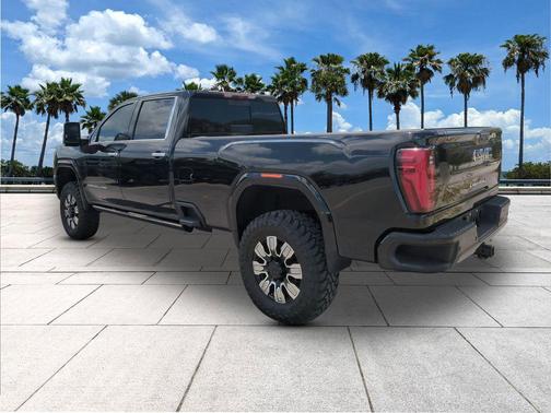 Onyx Black 2024 GMC Sierra 3500 Denali
