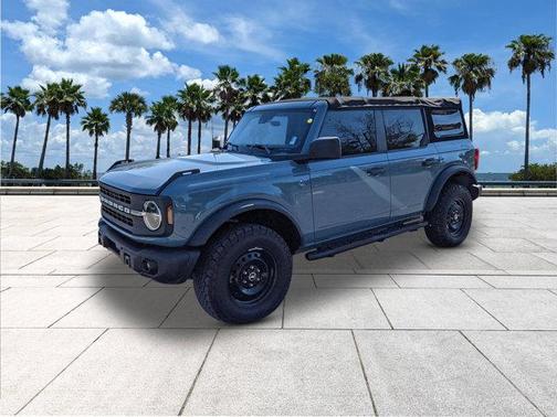 2022 Ford Bronco Black Diamond