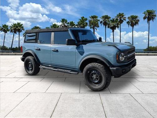 2022 Ford Bronco Black Diamond