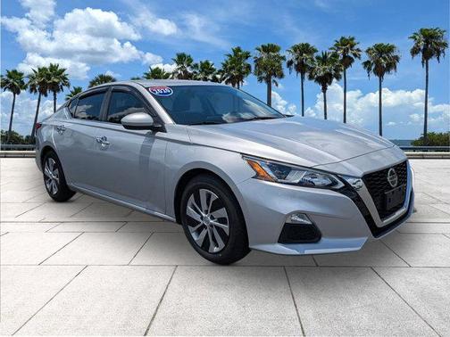 Brilliant Silver Metallic 2020 Nissan Altima S FWD
