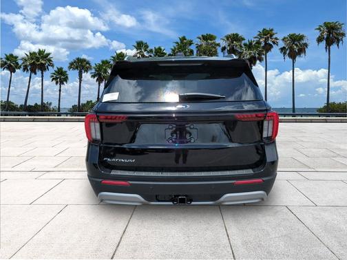 Agate Black Metallic 2026 Ford Explorer Platinum