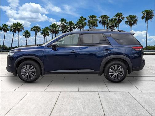 2023 Nissan Pathfinder SV 4WD