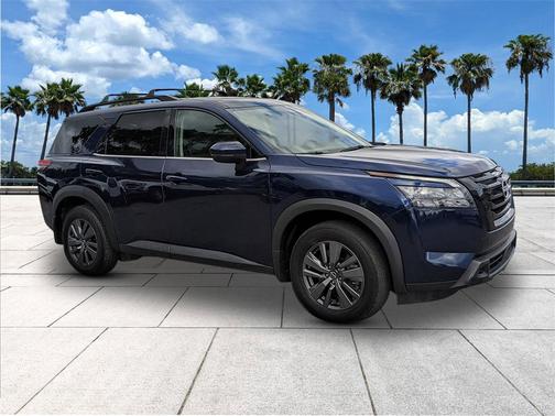 2023 Nissan Pathfinder SV 4WD