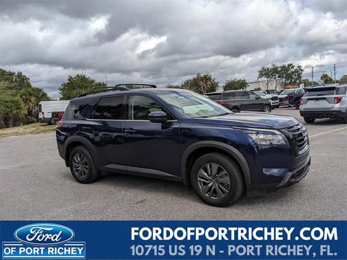 2023 Nissan Pathfinder SV 4WD