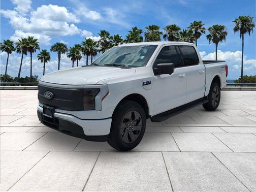 Oxford White 2024 Ford F-150 Lightning Flash