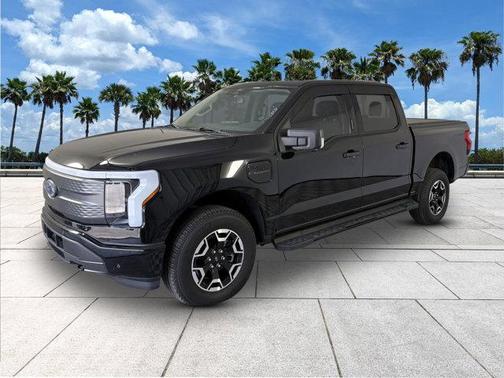 2022 Ford F-150 Lightning XLT
