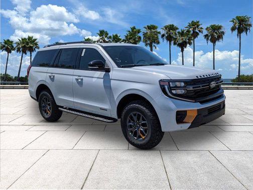 Space Silver Metallic 2026 Ford Expedition Tremor