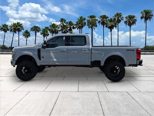 Avalanche 2026 Ford F-250 Lariat