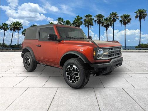2022 Ford Bronco Base
