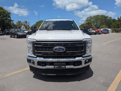 Oxford White 2025 Ford F-350 XL