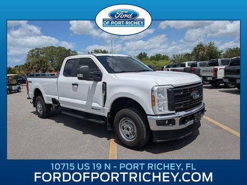 Oxford White 2025 Ford F-350 XL